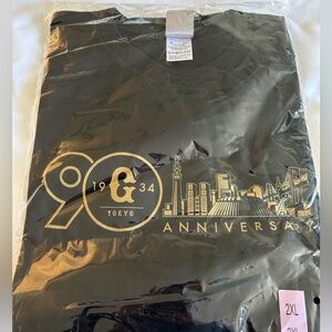 Yomiuri Tokyo Giants Black 90th Anniversary T-shirt; Tokyo Dome, Tokyo landmarks
